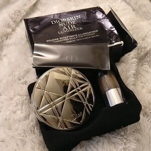 Diorskin Nude Air Luminizer Kit in 004 with Kabuki brush and travel pouch ✨NEW✨